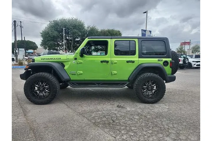$30998 : Jeep Wrangler Unlimited 2018 image 6