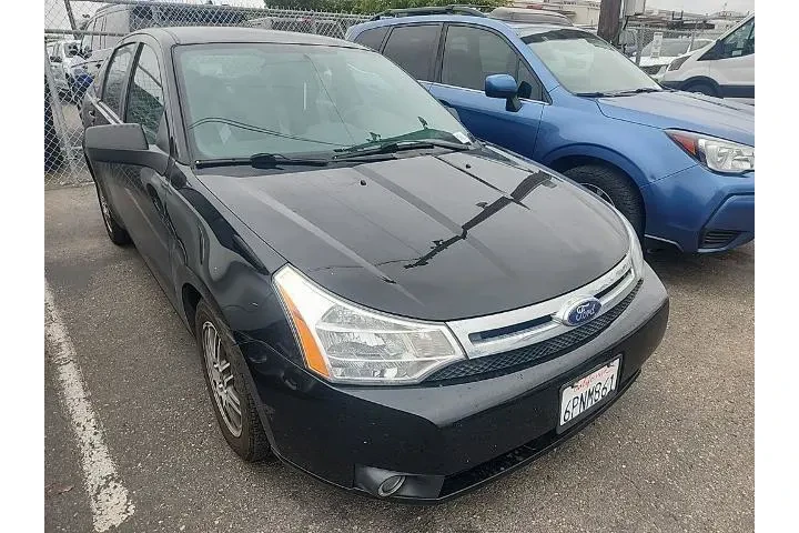 $7491 : Ford Focus 2011 SE 4dr Sedan image 1