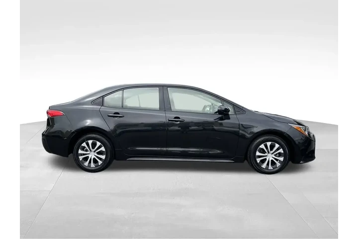 $20990 : 2022 Corolla Hybrid LE image 6