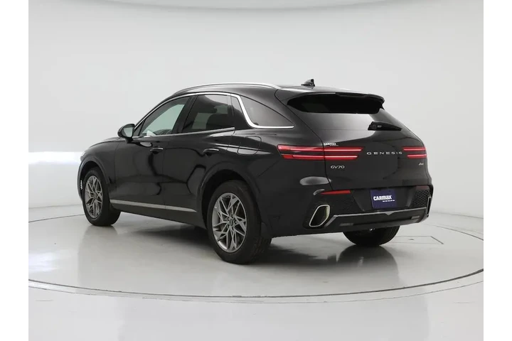 $39998 : Genesis GV70 2024 AWD 2.5T S image 2