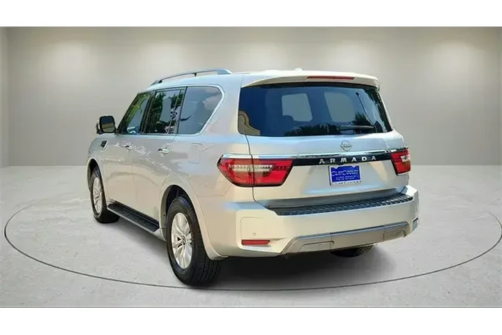 $27679 : Nissan Armada 2023 4x2 SV 4d image 5