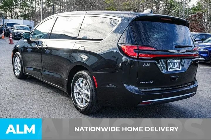 $23720 : Chrysler Pacifica 2023 Touri image 5