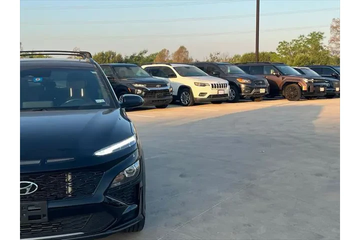 $21499 : Hyundai KONA 2023 N Line 4dr image 3