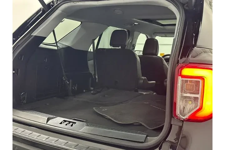 $27500 : Ford Explorer 2022 AWD XLT 4 image 8