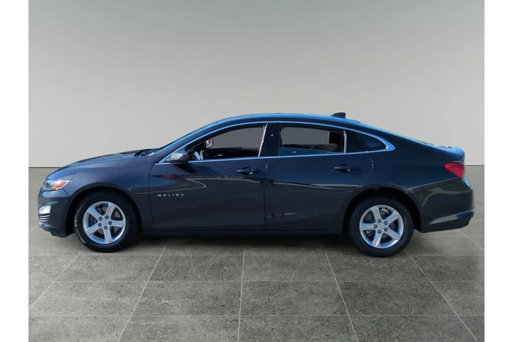 $24200 : Chevrolet Malibu 2023 LS 4dr image 2