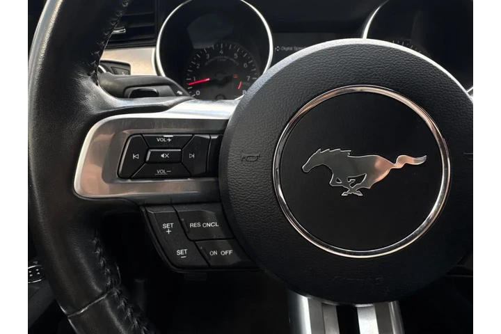 2022 Mustang GT Premium Coupe image 6