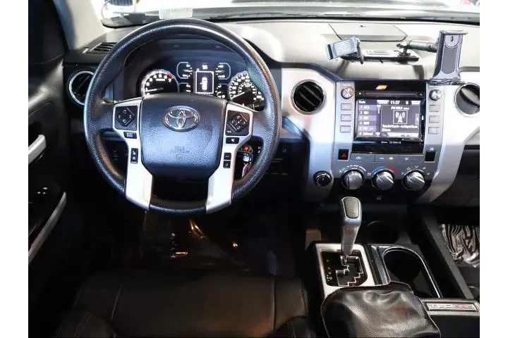 $37995 : Toyota Tundra 2019 4x4 TRD P image 9