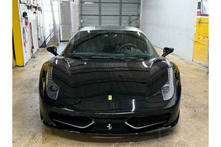 $215000 : 2010 458 Italia image 3