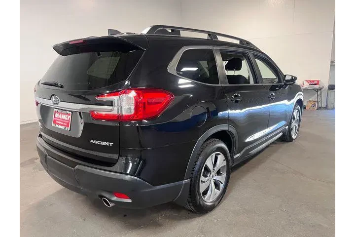 $28410 : Subaru Ascent 2024 AWD Premi image 3