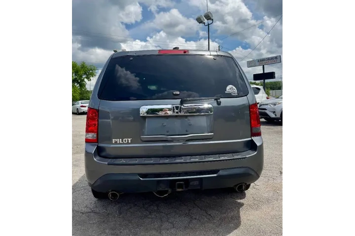 $6400 : 2013 Pilot EX image 5
