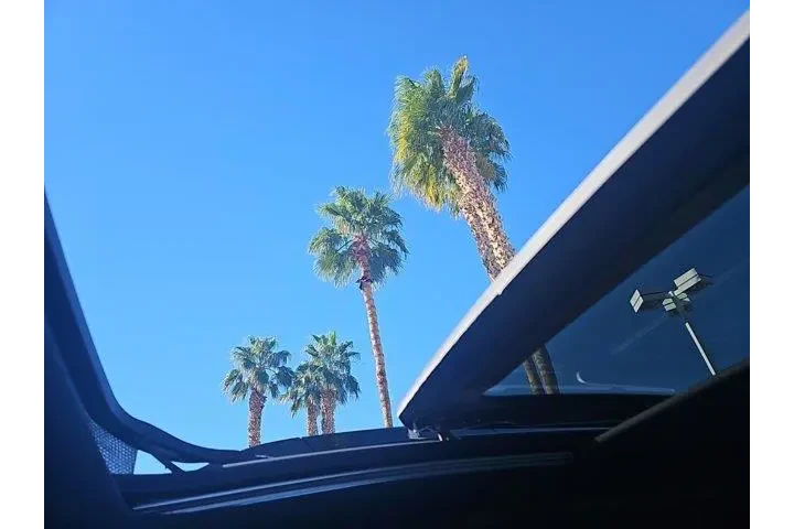 $35704 : Chevrolet Equinox 2025 4x4 R image 7