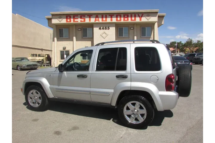 $5995 : 2005 Liberty Limited image 5