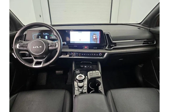 $34998 : Kia Sportage Plug-In Hybrid image 9