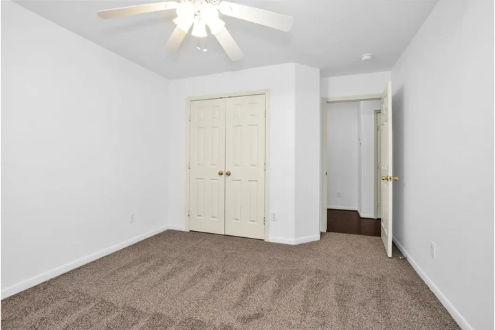 $2250 : Hermosa Casa en Spring TX image 9