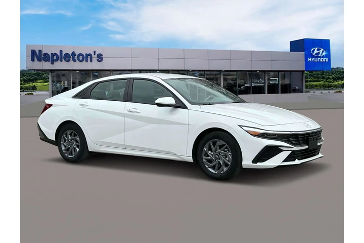 $19000 : Hyundai ELANTRA 2024 SEL 4dr image 10