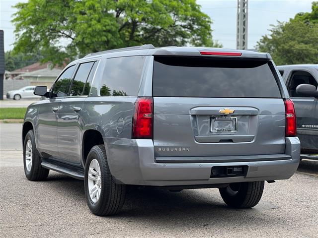 $27999 : 2019 Suburban image 8