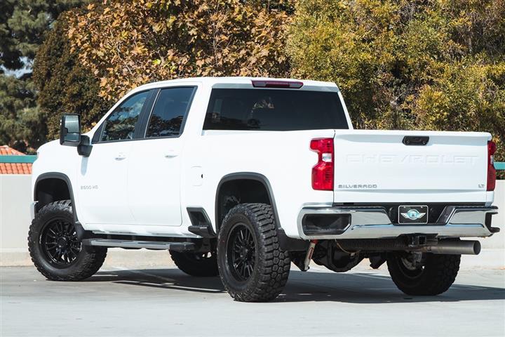 2023 Silverado 2500HD LT image 8