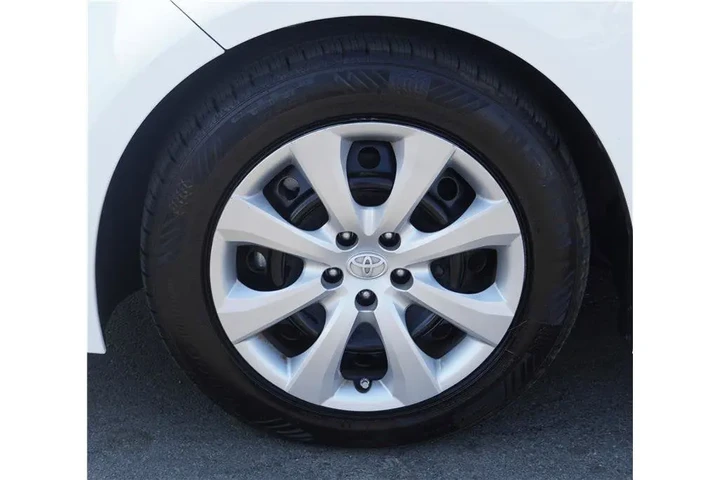 $20984 : 2023 Corolla LE image 10