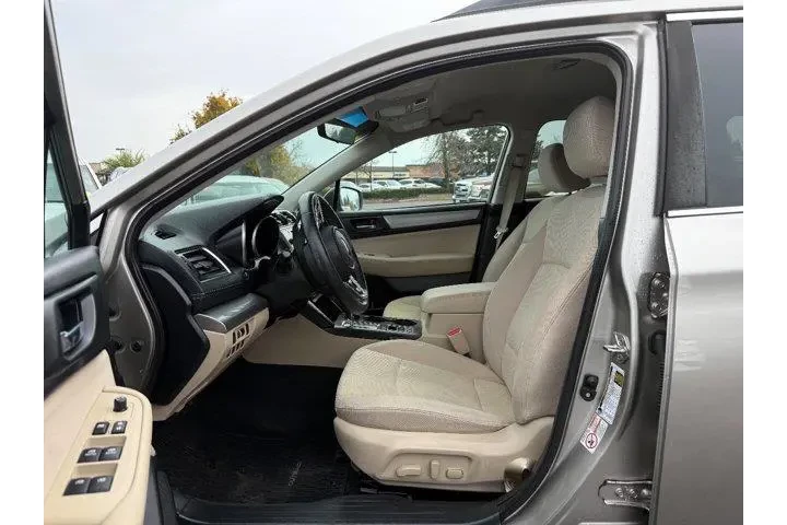 $17462 : Subaru Outback 2018 AWD 2.5i image 10