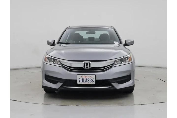 $19998 : Honda Accord 2016 LX 4dr Sed image 5