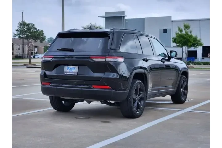 $30591 : Jeep Grand Cherokee 2023 4x2 image 5