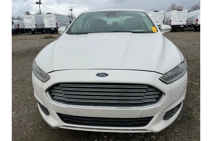 $10363 : Ford Fusion 2016 AWD SE 4dr image 2