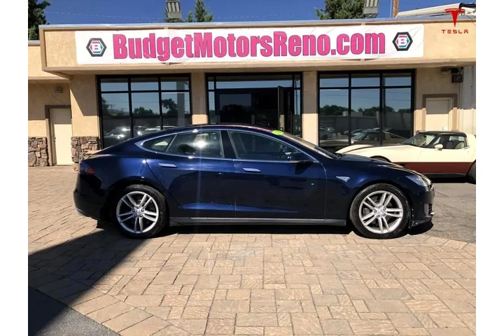 $17990 : 2013 Model S Signature image 1