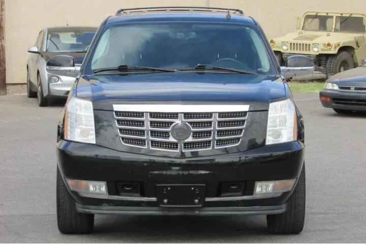 $10995 : 2009 Escalade image 3