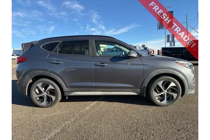 $12874 : Hyundai TUCSON 2018 Value 4d image 2