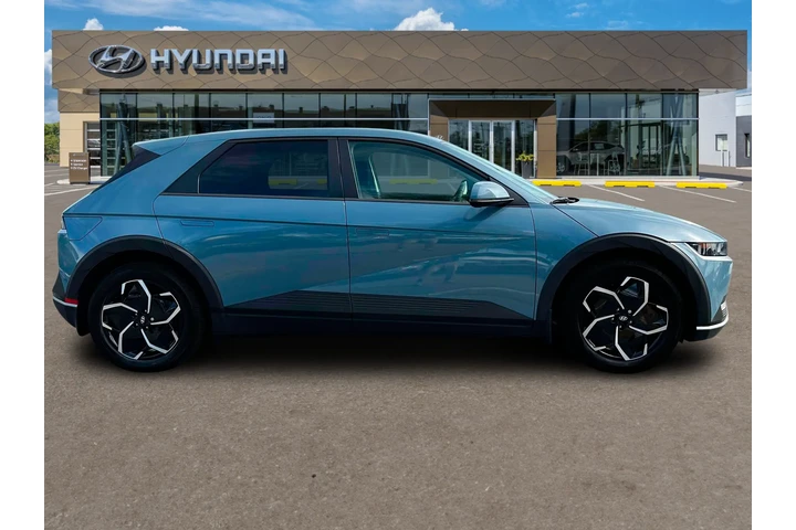 $27132 : Hyundai IONIQ 5 2024 SEL 4dr image 9