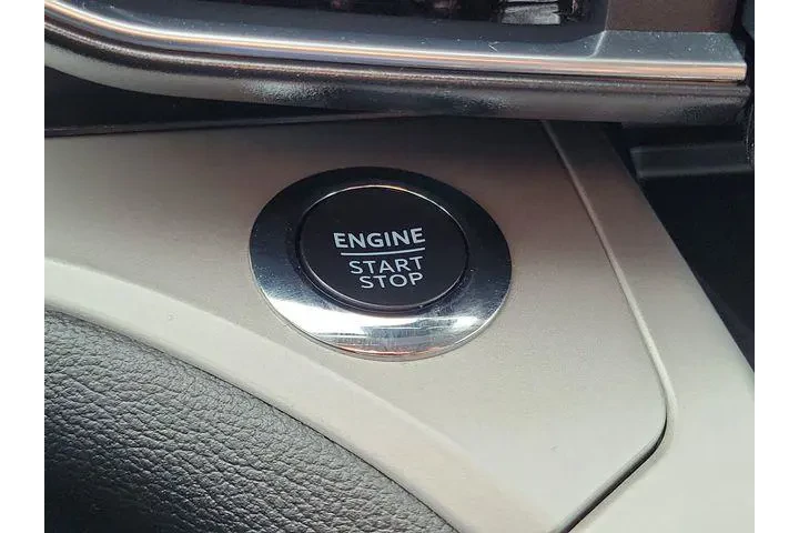 $29900 : Ford Explorer 2022 XLT 4dr S image 10