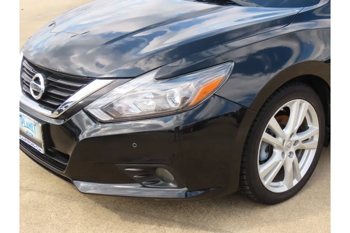 Nissan Altima 2016 3.5 SR 4d image 3