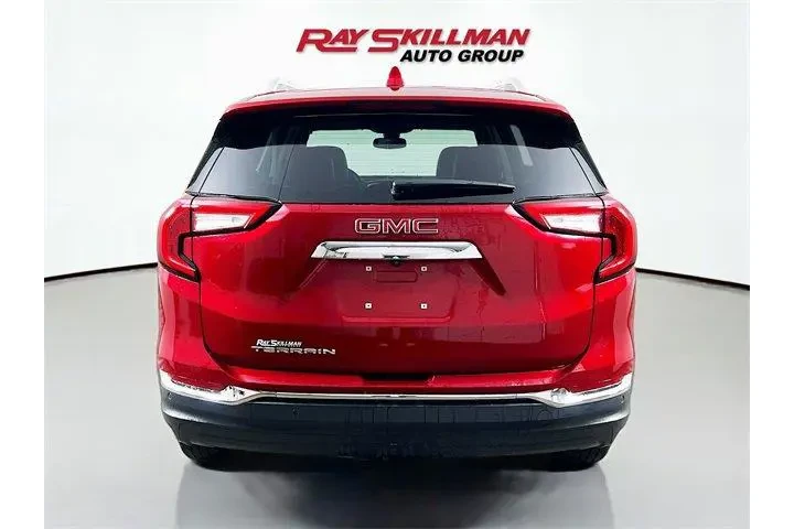 $26975 : GMC Terrain 2023 SLT 4dr SUV image 6