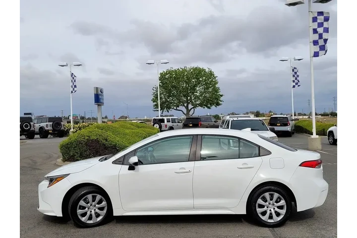 $22900 : Toyota Corolla 2022 LE 4dr S image 7