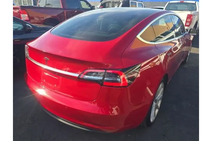 $20400 : Tesla Model 3 2018 Mid Range image 2