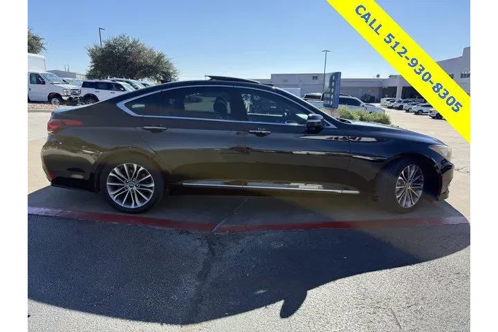 $5995 : Hyundai Genesis 2015 3.8L 4d image 2