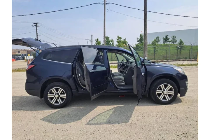 $7499 : 2015 Traverse LT image 8