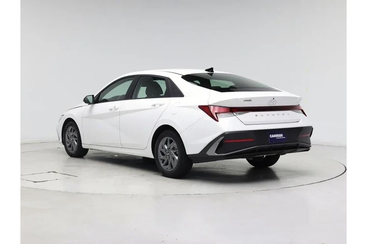 $21998 : Hyundai ELANTRA 2024 SEL 4dr image 2