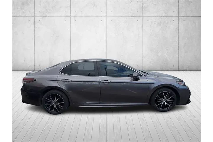 $19995 : Toyota Camry 2022 SE 4dr Sed image 4