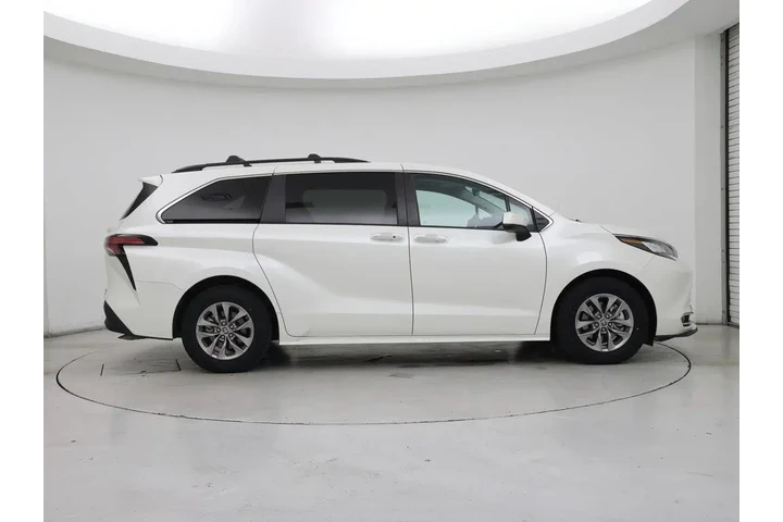$38998 : Toyota Sienna 2021 XLE 7-Pas image 7