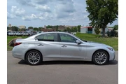 $17975 : 2019 Q50 3.0T Luxe thumbnail