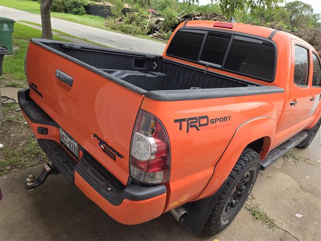 $15 : Toyota Tacoma image 8