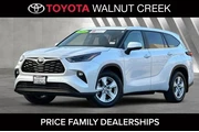 Toyota Highlander 2025 AWD L en San Francisco Bay Area