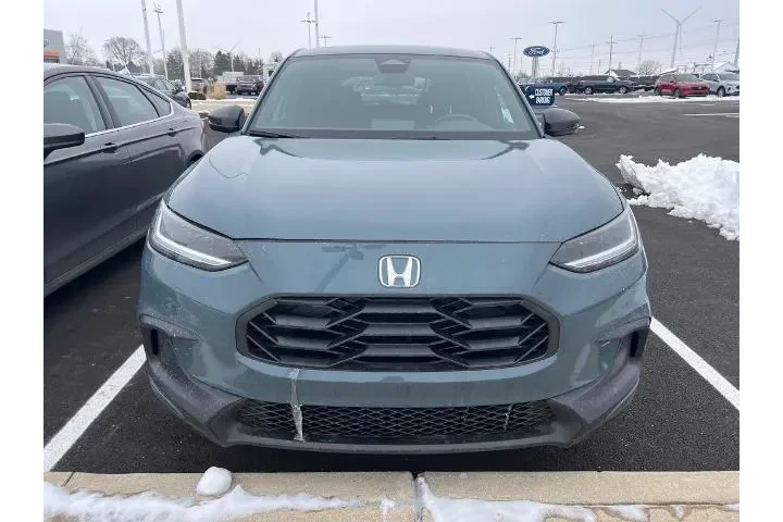 $26388 : Honda HR-V 2024 AWD Sport 4d image 2