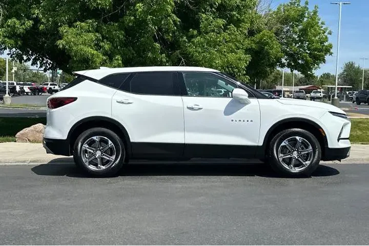 $29995 : Chevrolet Blazer 2025 AWD LT image 8