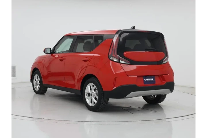$17998 : Kia Soul 2023 LX 4dr Crossov image 2