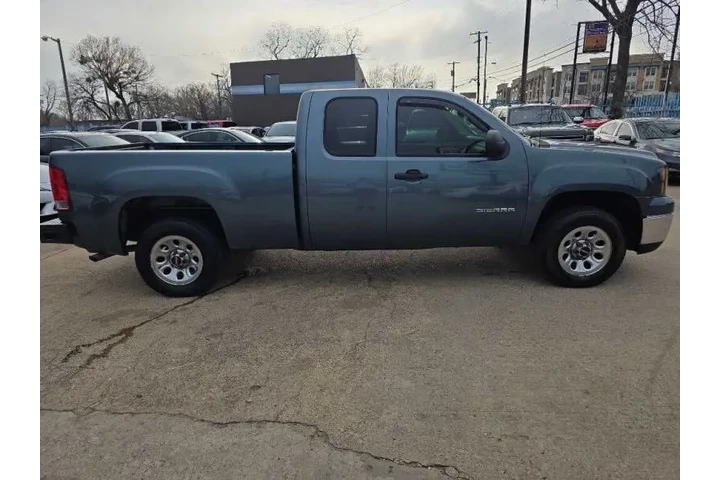 $12500 : 2010 GMC Sierra 1500 SL image 3