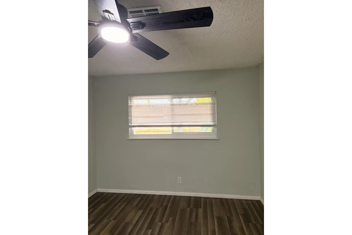 $1800 : Casa en alquiler image 1