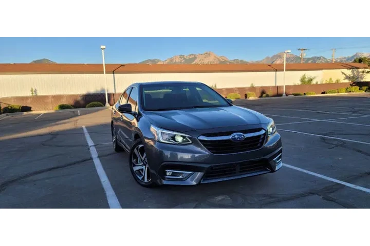 $18700 : 2021 Legacy Limited image 3