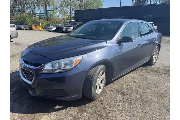 $6995 : 2015 Malibu LT image 2